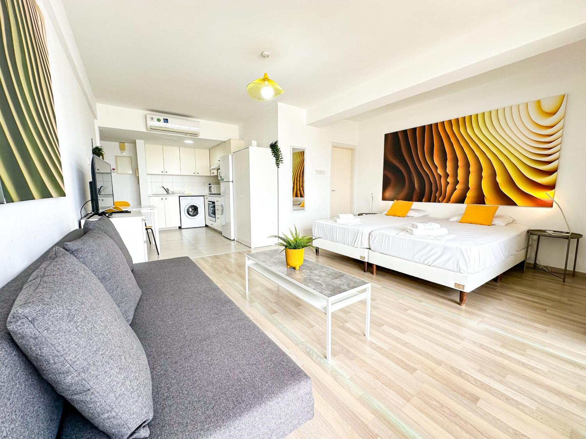 Lovely Studio Aya Napa Dış mekan fotoğraf